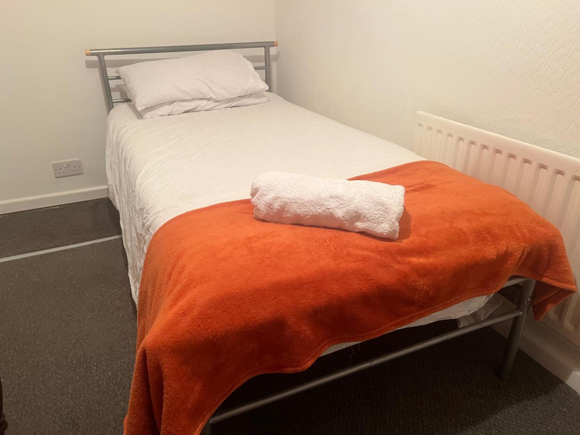 The Coral Guest House 1 Mile From Winchester Market Eksteriør billede